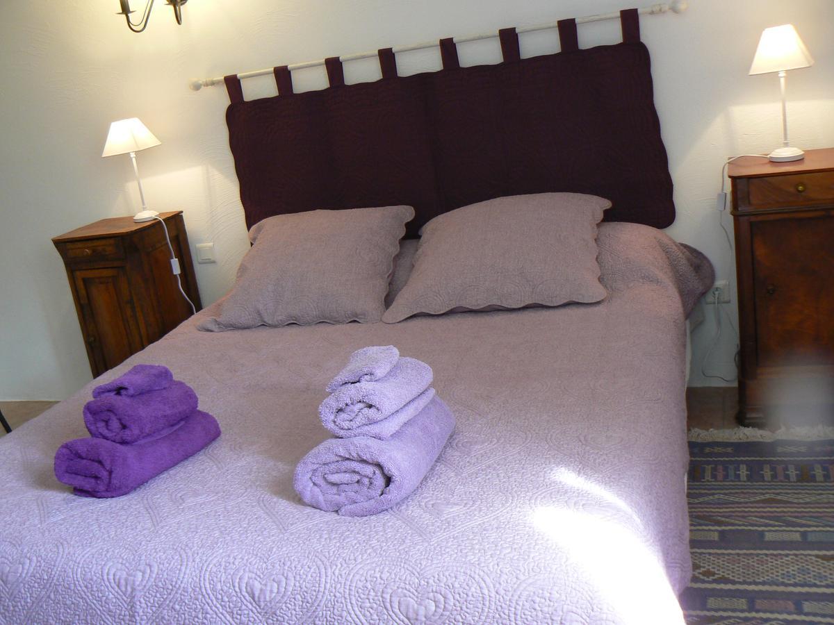 Chambres D'Hotes De La Verrerie Lioux Экстерьер фото